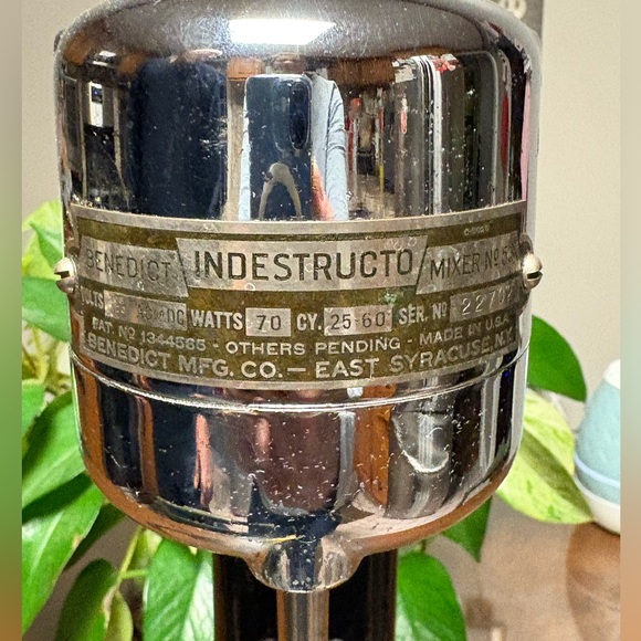 Rare Black Enamel Benedict Indestructo Milkshake Mixer #53 - Picture 2 of 7